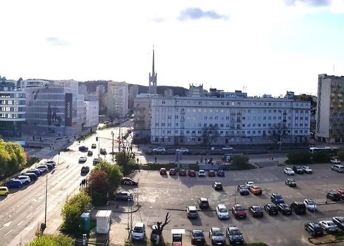 - Srodmiescie Vandrerhjem