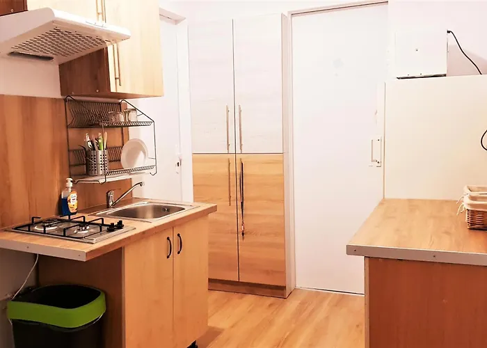 - Srodmiescie Vandrerhjem