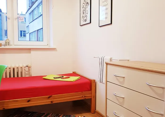 - Srodmiescie Vandrerhjem